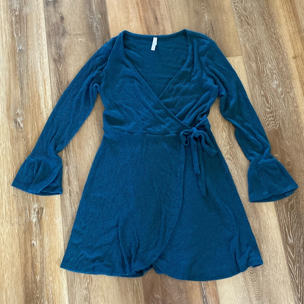 Junior Girls Medium Xhilaration Long Sleeve V-Neck Wrap Sweater Dress Teal